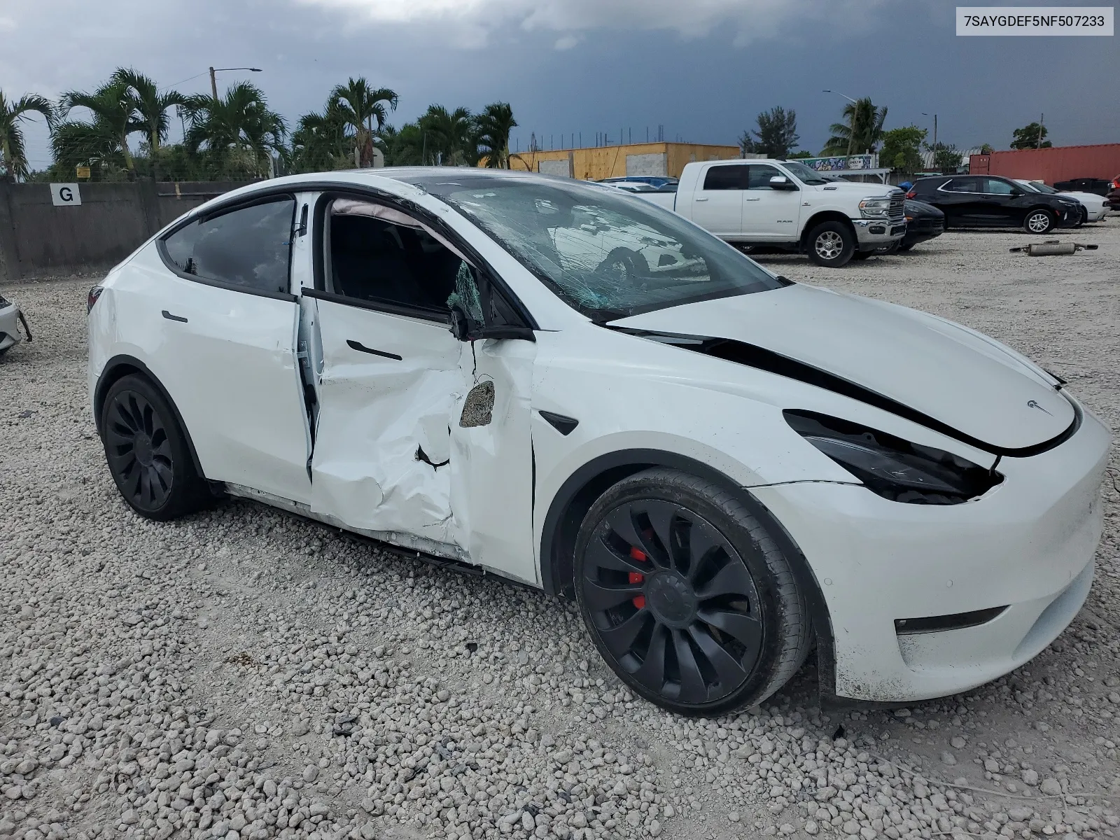 7SAYGDEF5NF507233 2022 Tesla Model Y