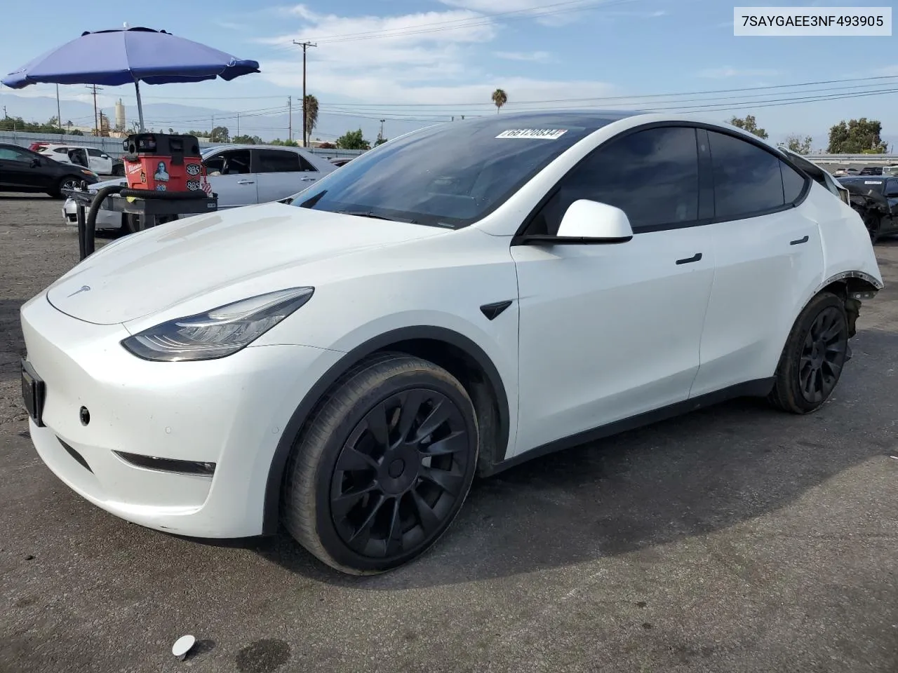 7SAYGAEE3NF493905 2022 Tesla Model Y