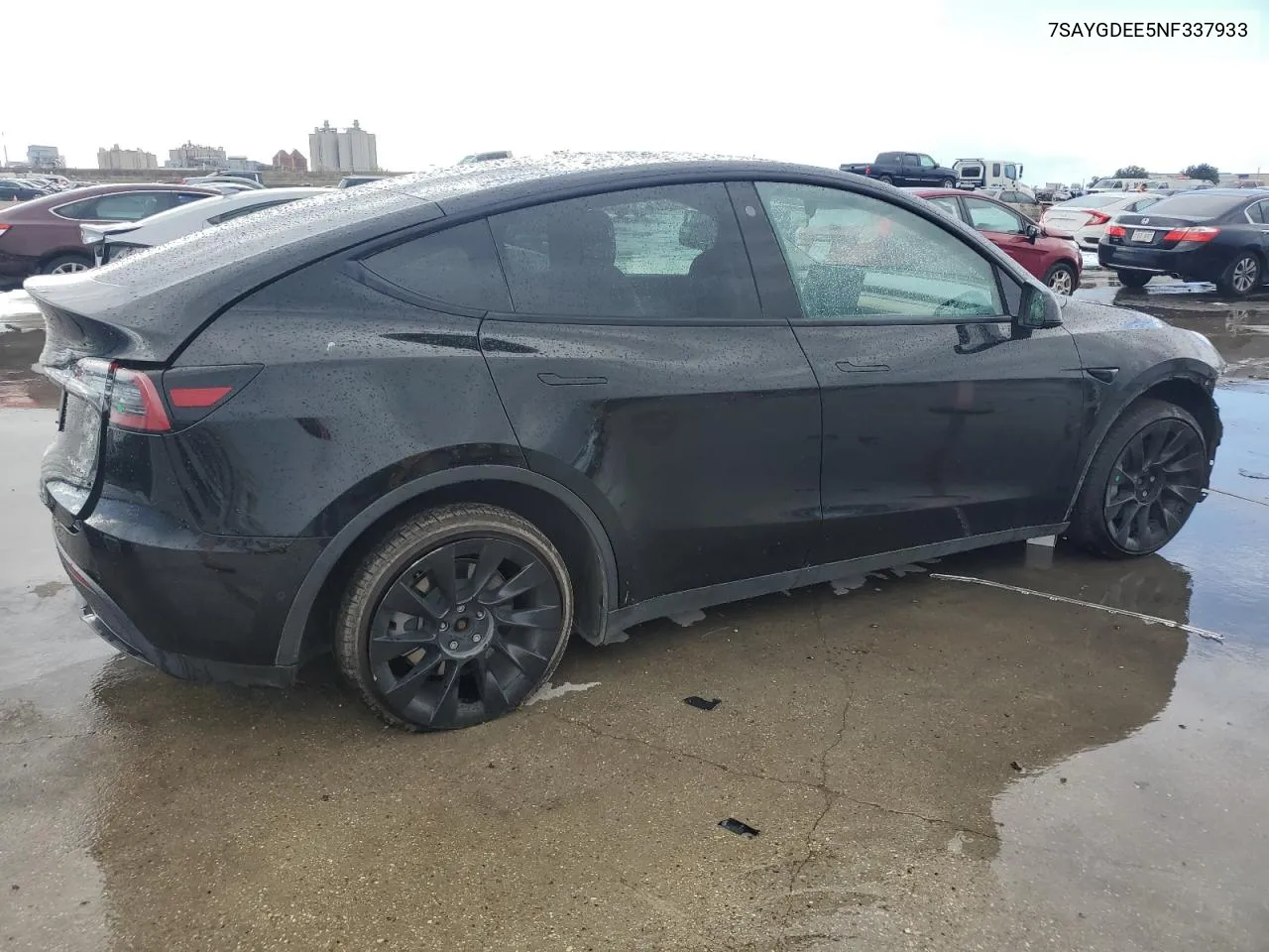 2022 Tesla Model Y VIN: 7SAYGDEE5NF337933 Lot: 67391394