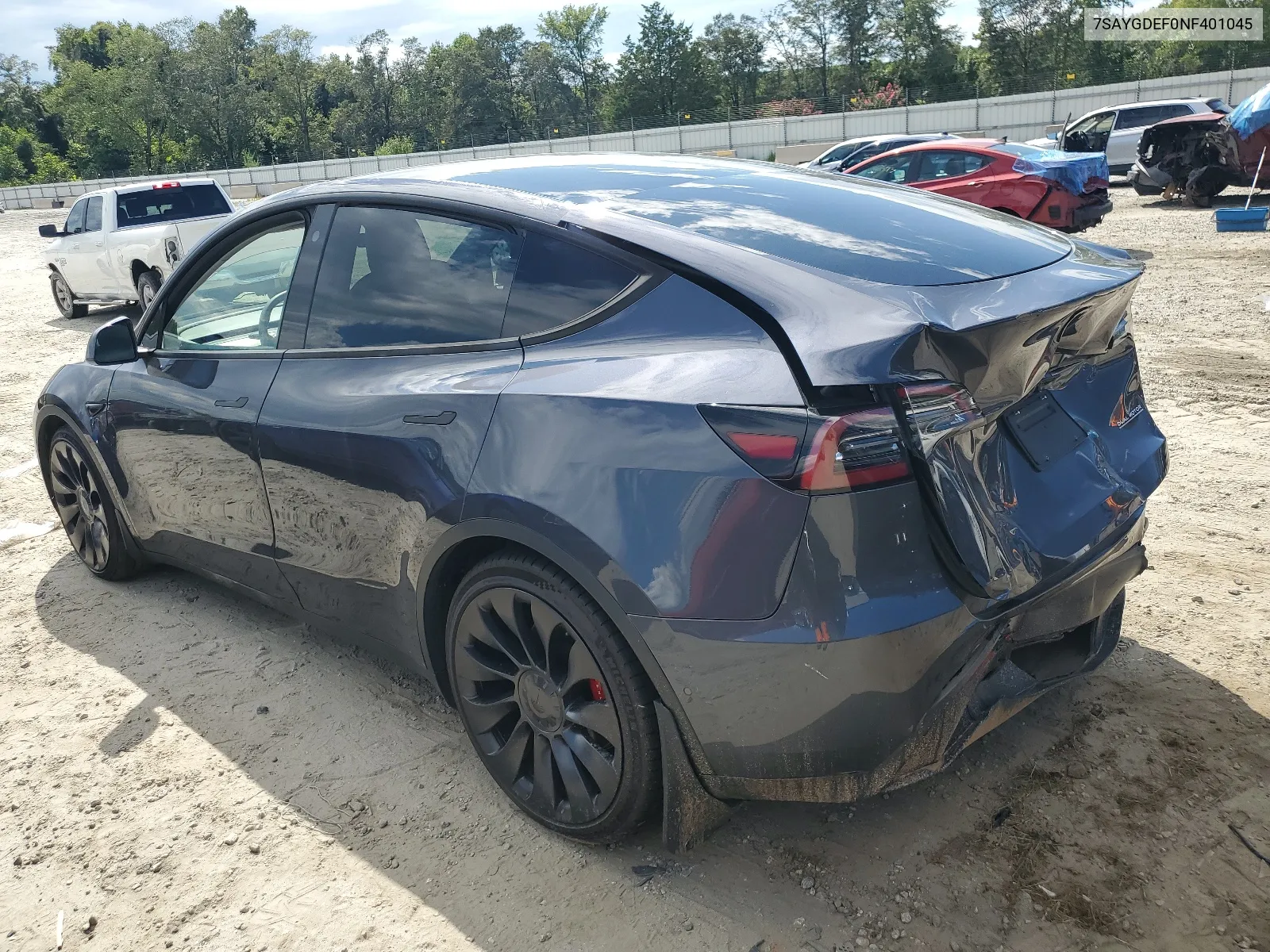 2022 Tesla Model Y VIN: 7SAYGDEF0NF401045 Lot: 67951474