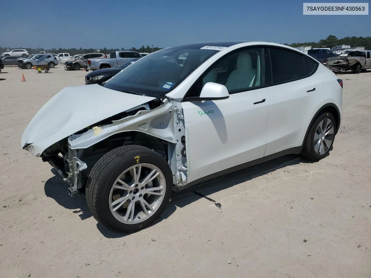 7SAYGDEE3NF430563 2022 Tesla Model Y