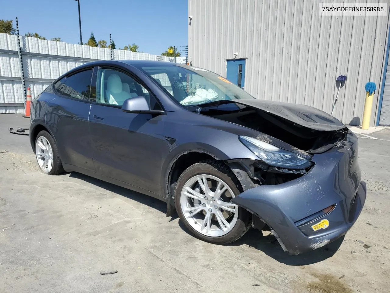 7SAYGDEE8NF358985 2022 Tesla Model Y