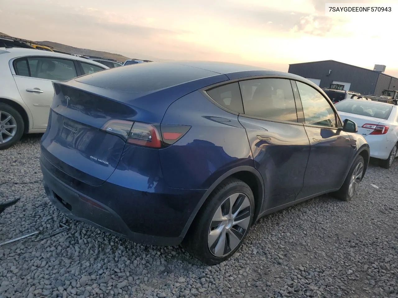 2022 Tesla Model Y VIN: 7SAYGDEE0NF570943 Lot: 69995084