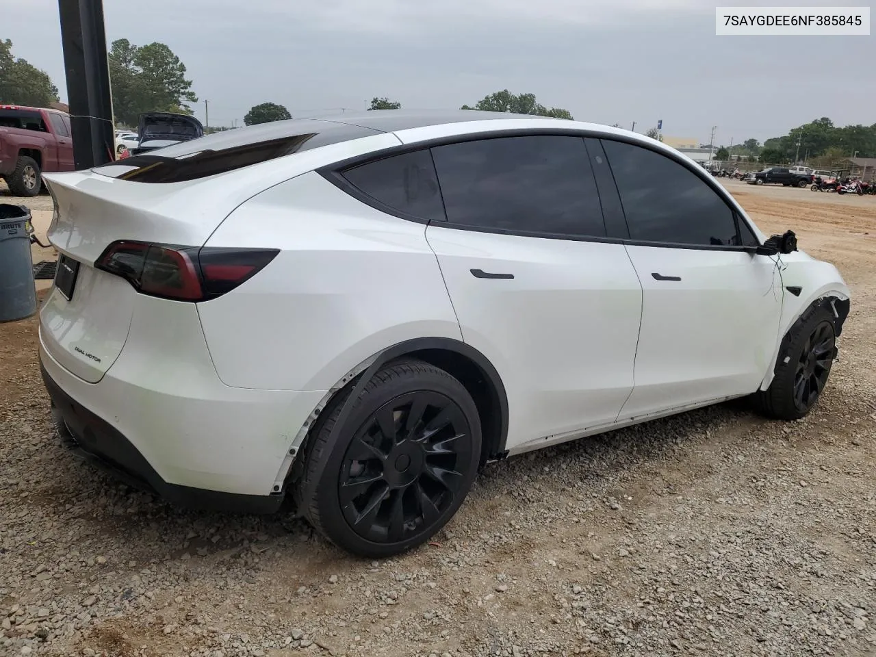 2022 Tesla Model Y VIN: 7SAYGDEE6NF385845 Lot: 71023244