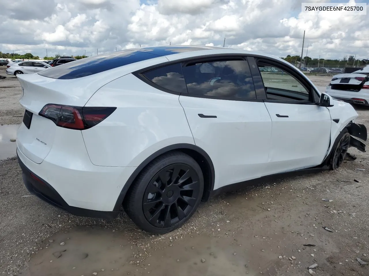 7SAYGDEE6NF425700 2022 Tesla Model Y