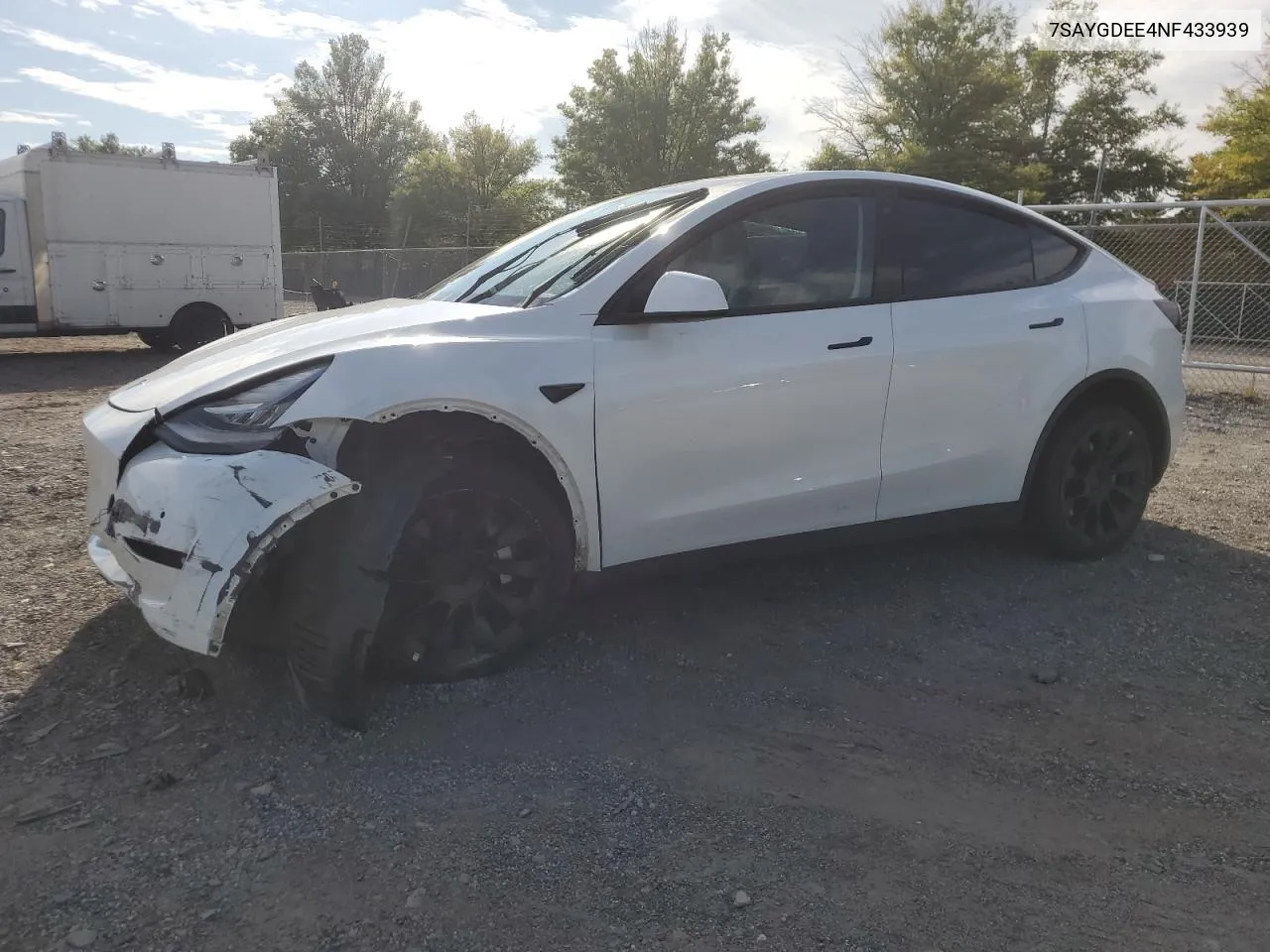 7SAYGDEE4NF433939 2022 Tesla Model Y