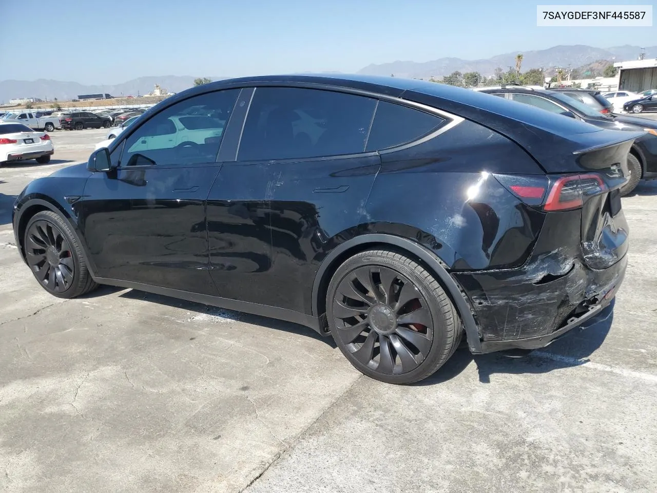 7SAYGDEF3NF445587 2022 Tesla Model Y