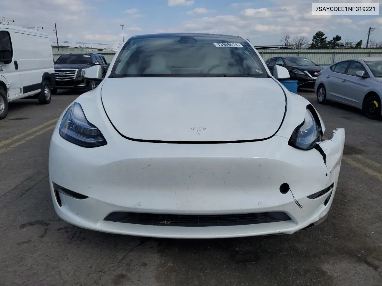 2022 Tesla Model Y VIN: 7SAYGDEE1NF319221 Lot: 73696574