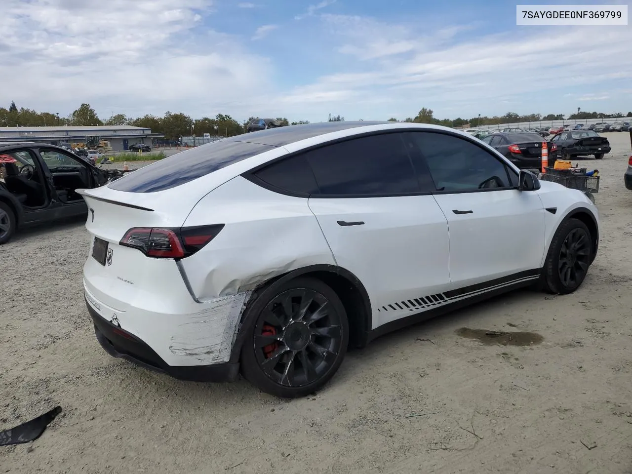 2022 Tesla Model Y VIN: 7SAYGDEE0NF369799 Lot: 74596374