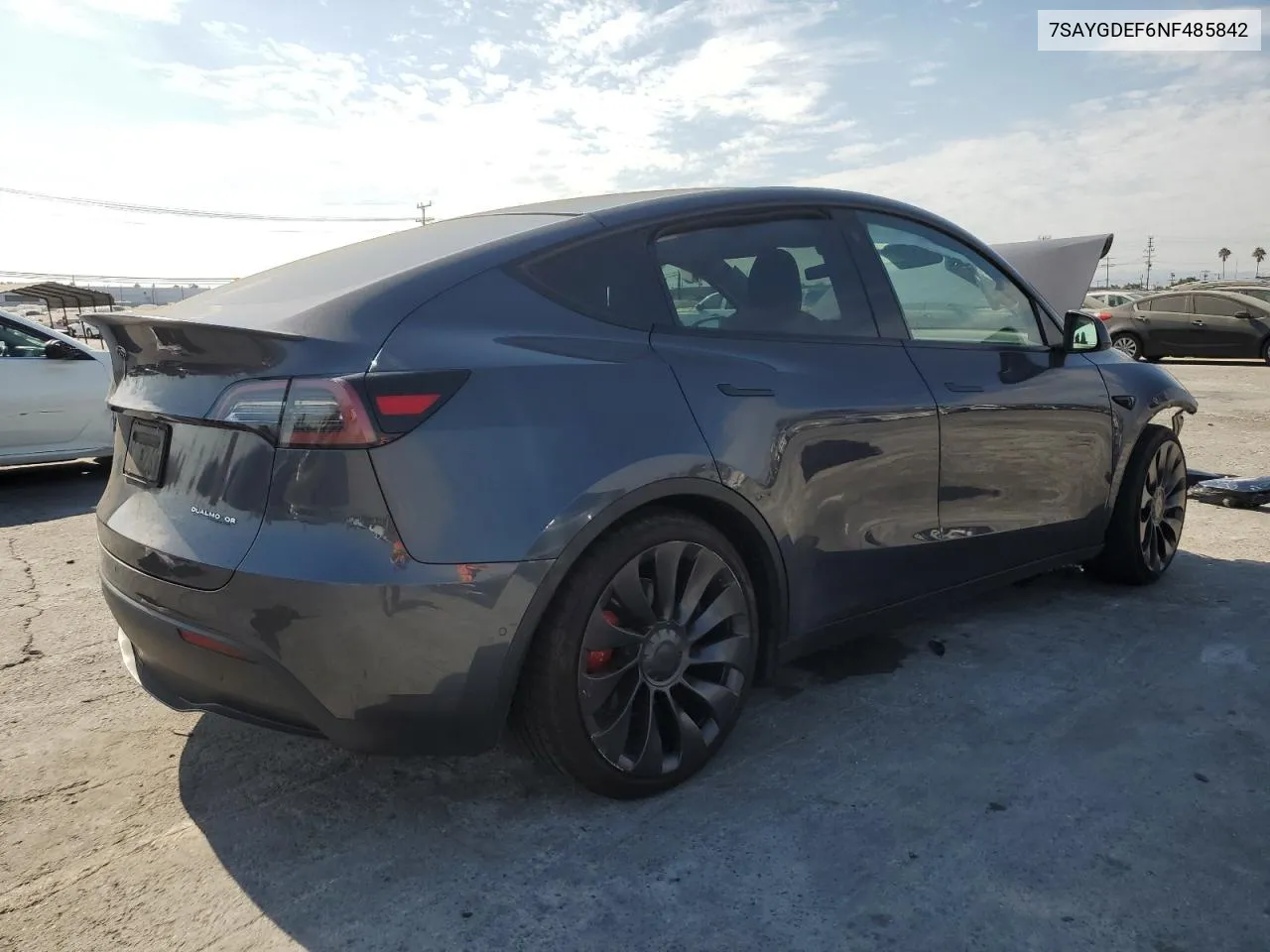 2022 Tesla Model Y VIN: 7SAYGDEF6NF485842 Lot: 74821084