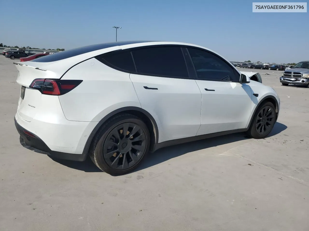 2022 Tesla Model Y VIN: 7SAYGAEE0NF361796 Lot: 75761704