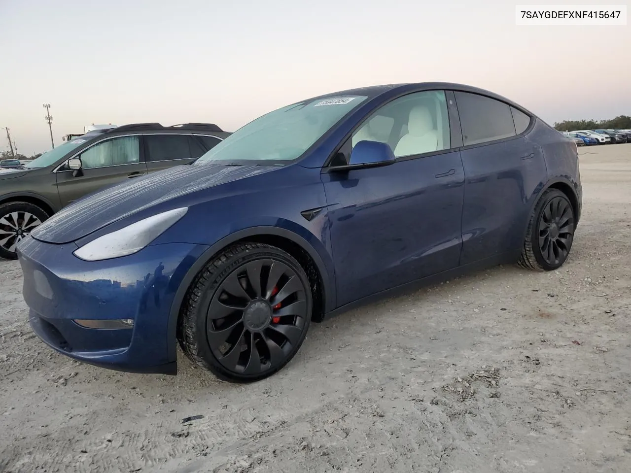 7SAYGDEFXNF415647 2022 Tesla Model Y