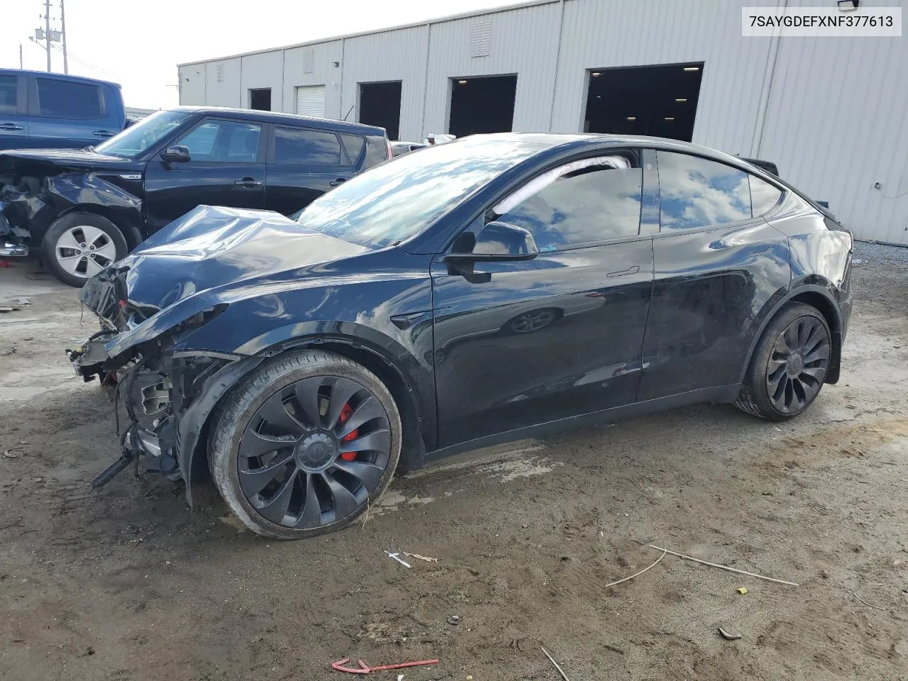 2022 Tesla Model Y VIN: 7SAYGDEFXNF377613 Lot: 79143934