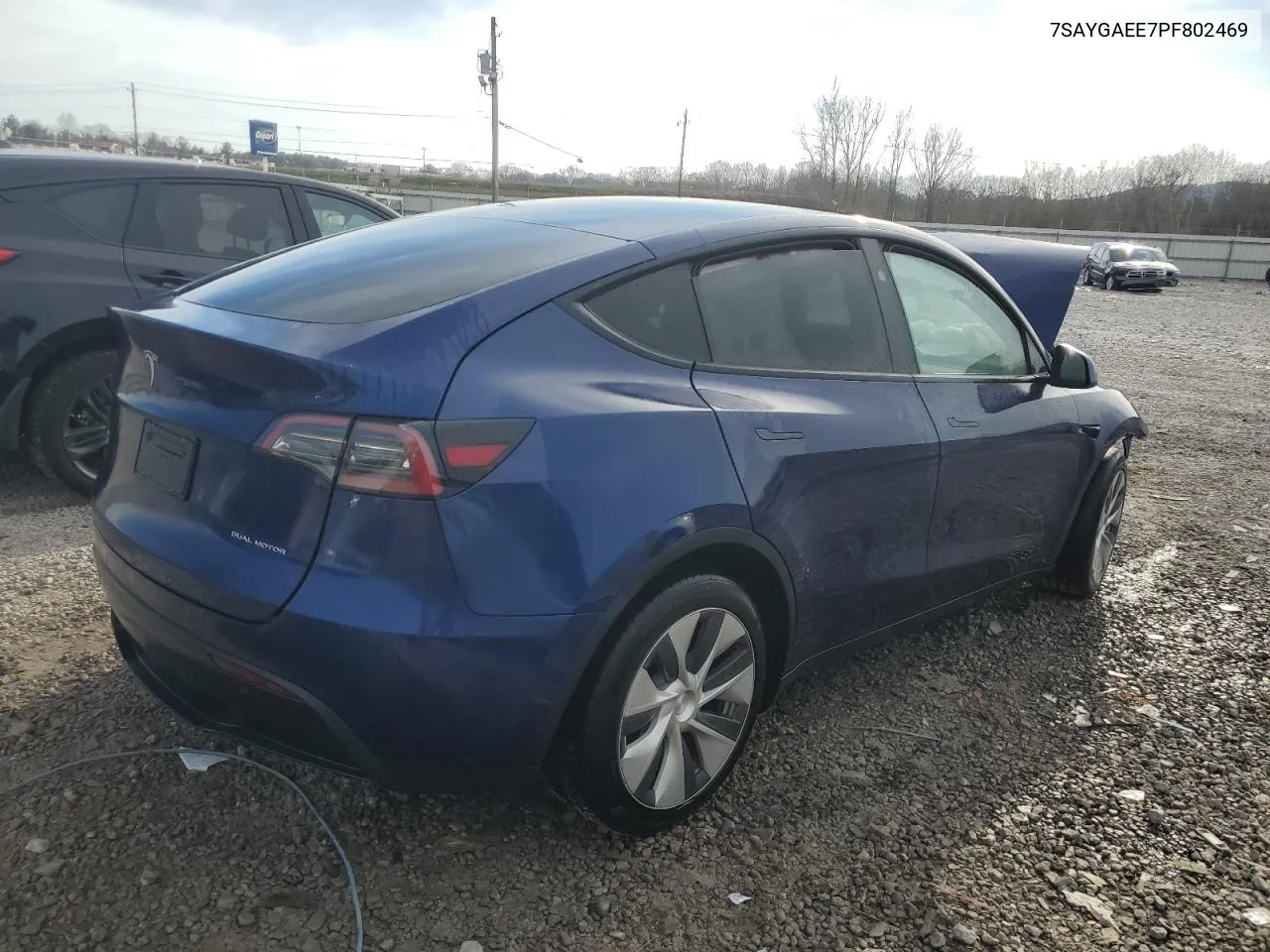 7SAYGAEE7PF802469 2023 Tesla Model Y