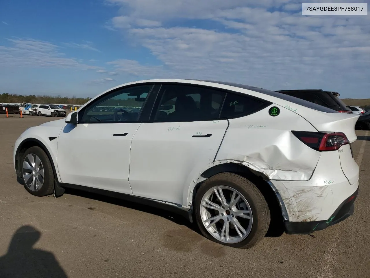 7SAYGDEE8PF788017 2023 Tesla Model Y