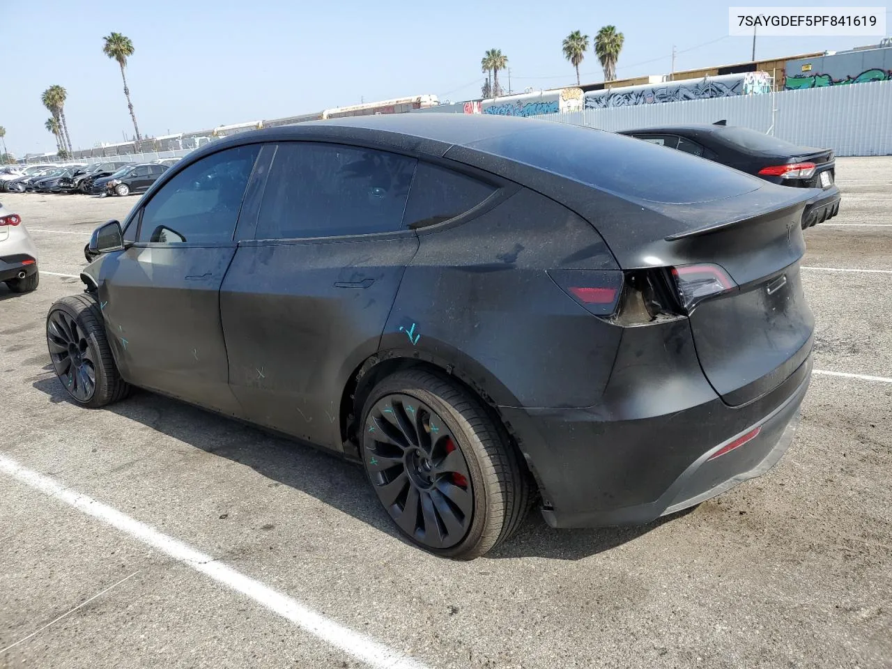 7SAYGDEF5PF841619 2023 Tesla Model Y