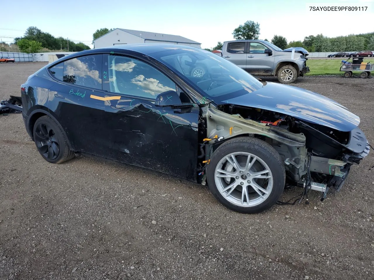 7SAYGDEE9PF809117 2023 Tesla Model Y