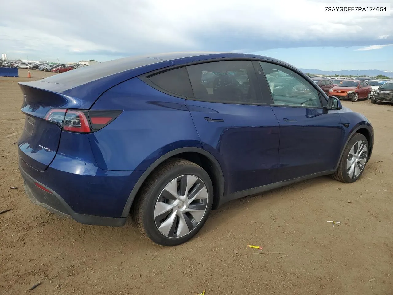 7SAYGDEE7PA174654 2023 Tesla Model Y