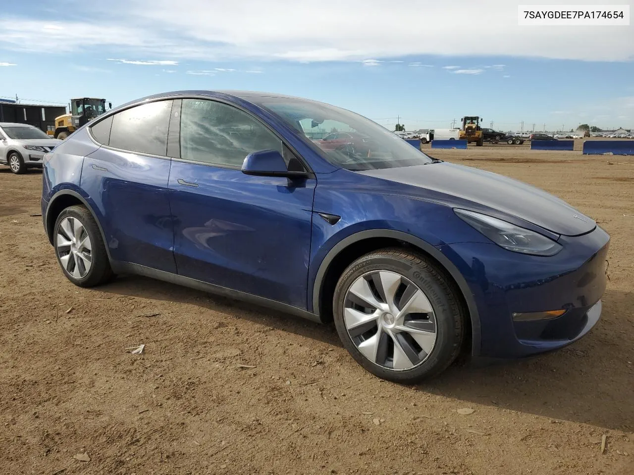 7SAYGDEE7PA174654 2023 Tesla Model Y