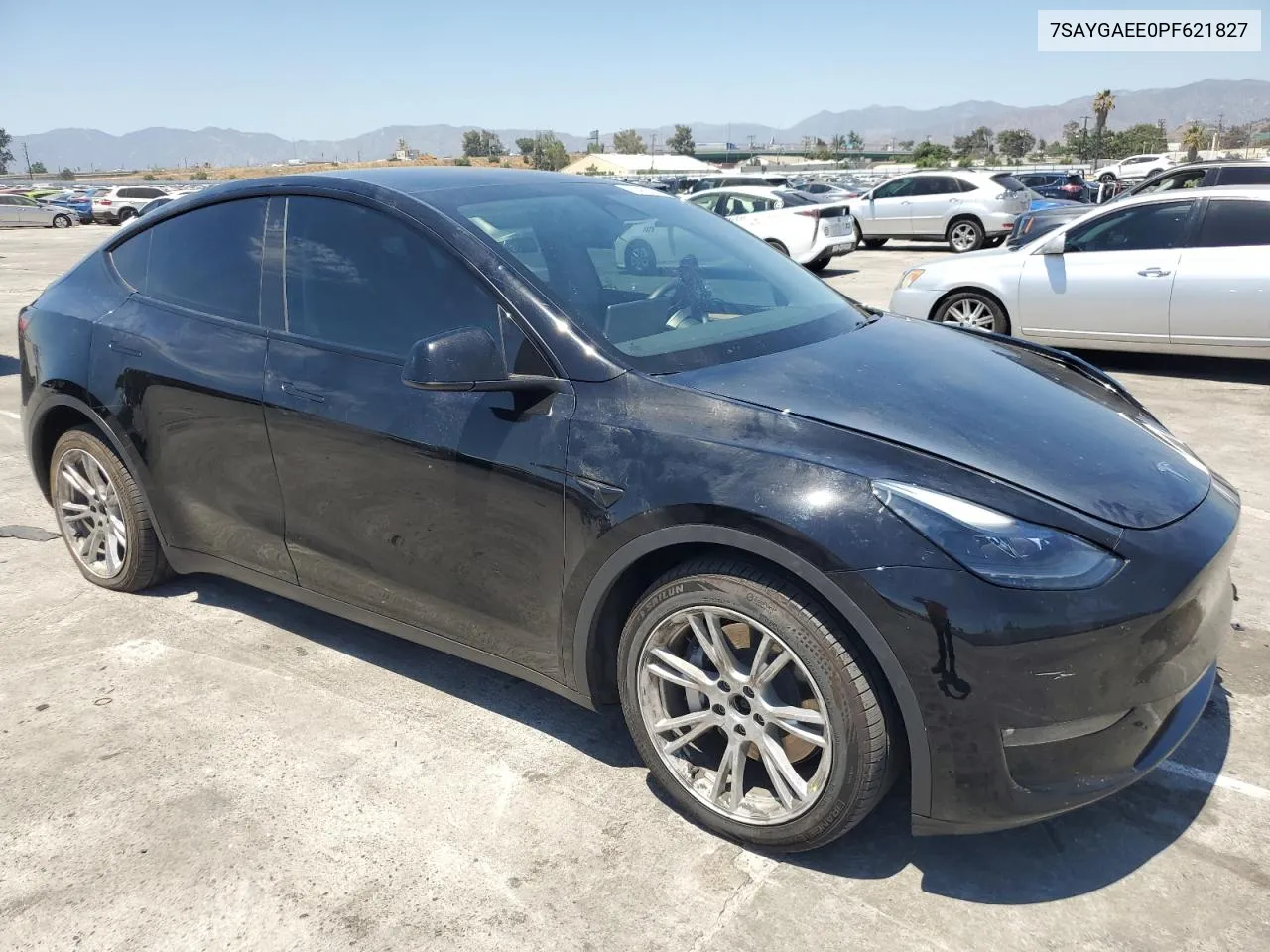 7SAYGAEE0PF621827 2023 Tesla Model Y