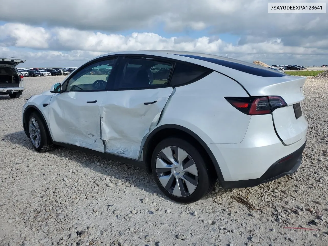 7SAYGDEEXPA128641 2023 Tesla Model Y