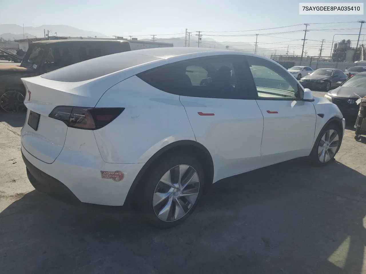 7SAYGDEE8PA035410 2023 Tesla Model Y