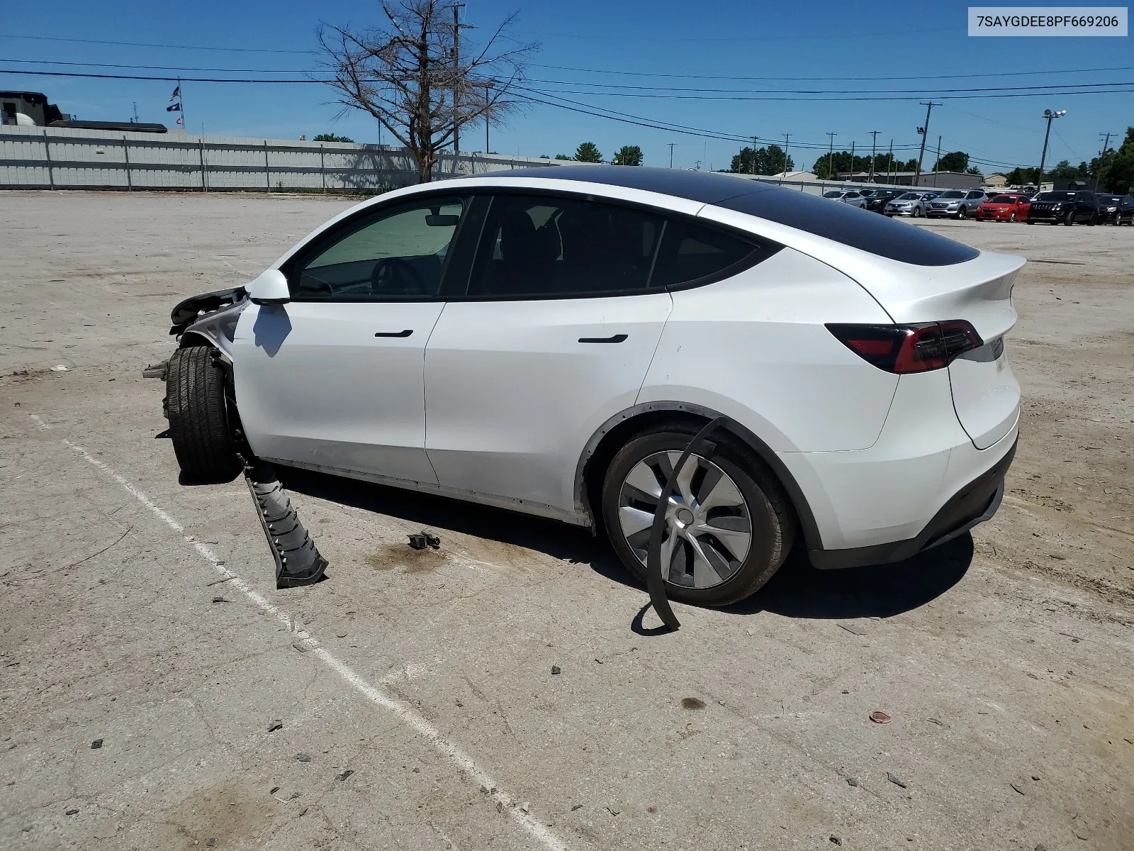 7SAYGDEE8PF669206 2023 Tesla Model Y