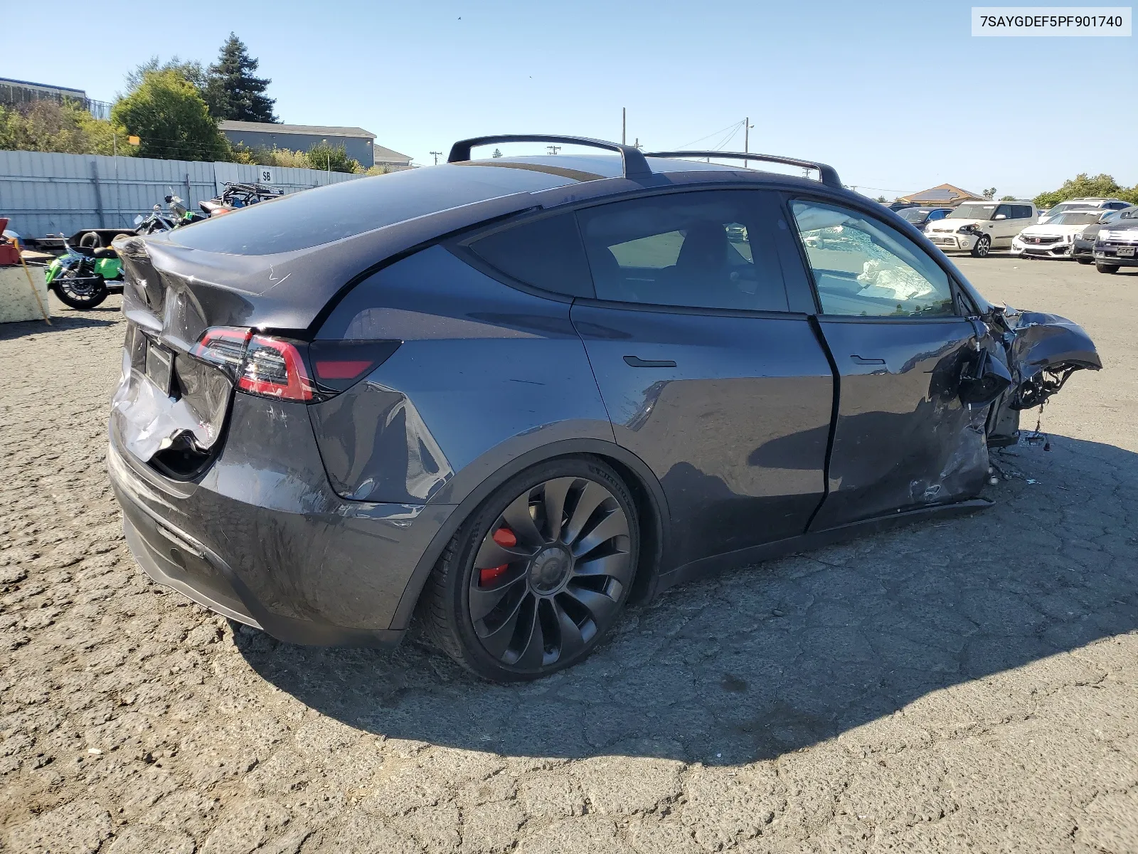 7SAYGDEF5PF901740 2023 Tesla Model Y