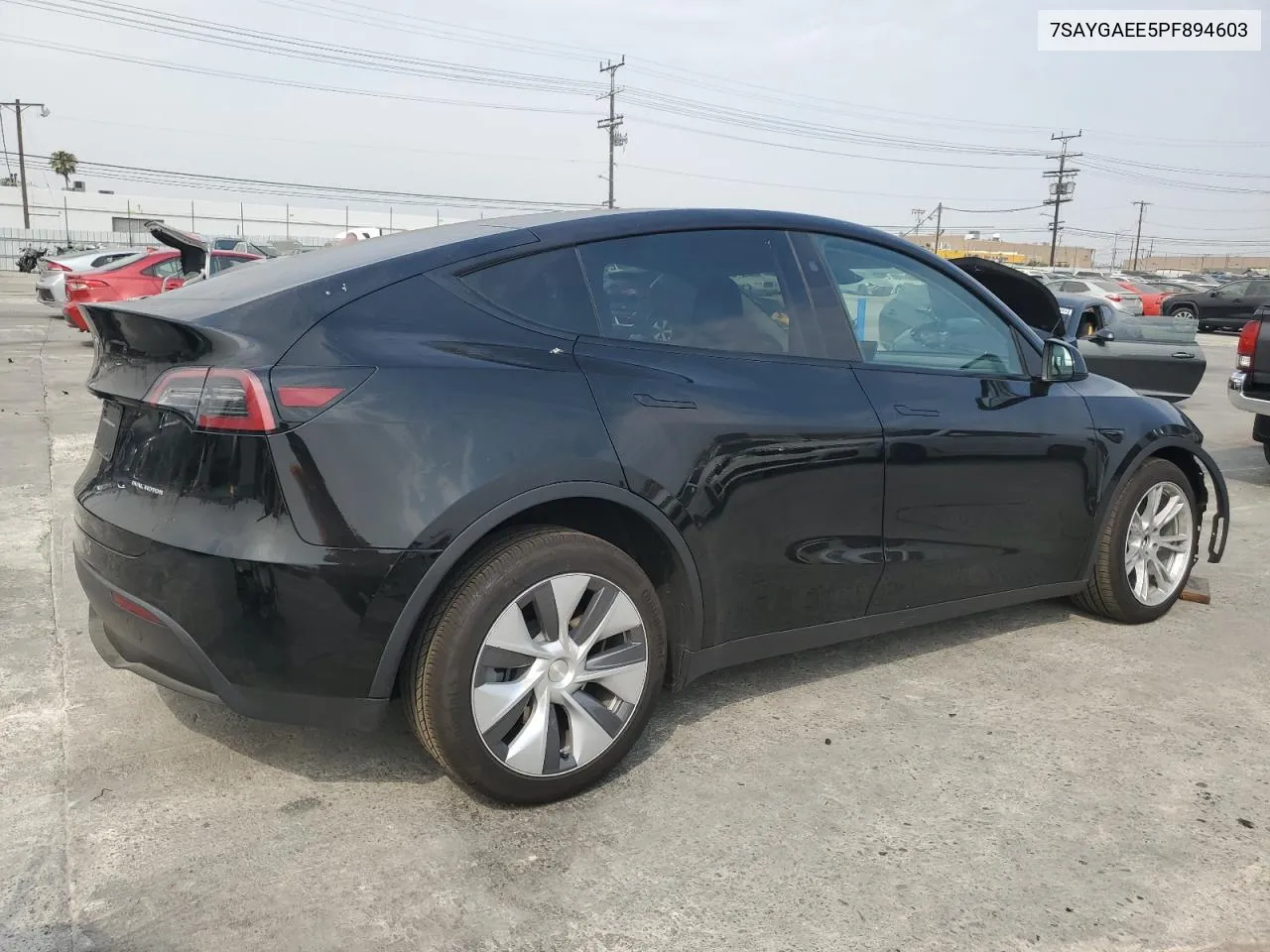 7SAYGAEE5PF894603 2023 Tesla Model Y