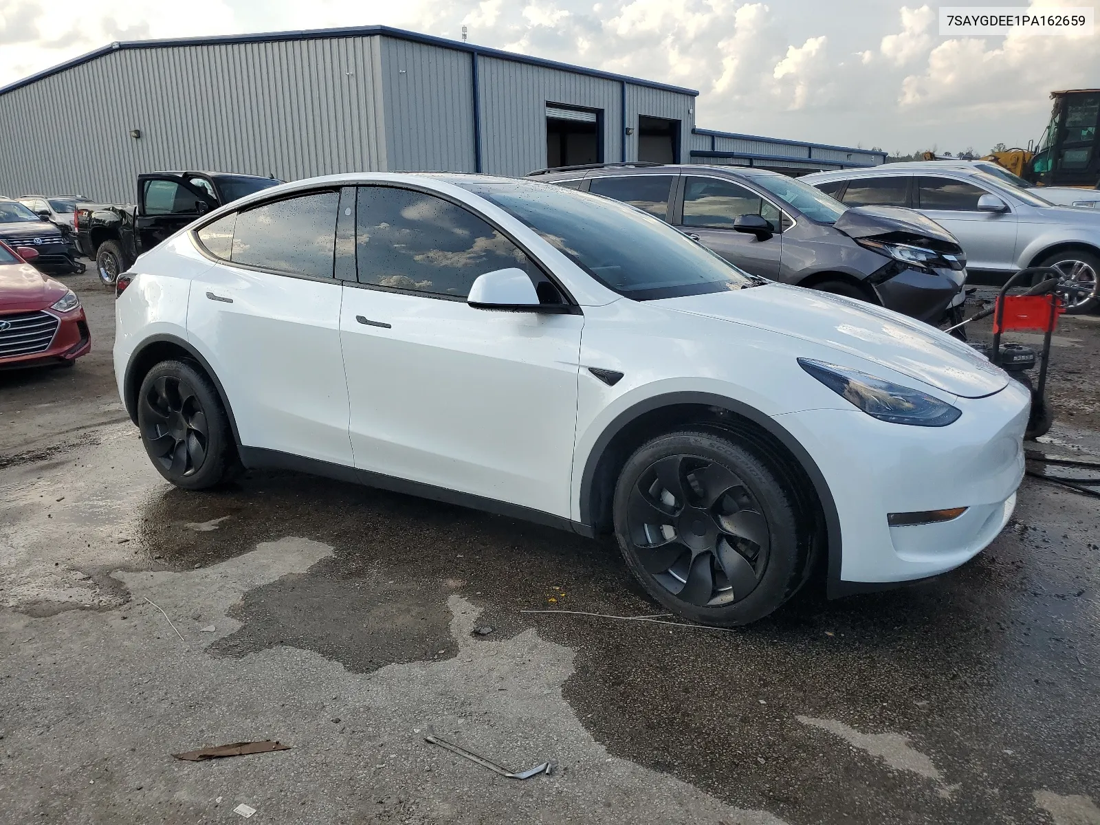 7SAYGDEE1PA162659 2023 Tesla Model Y