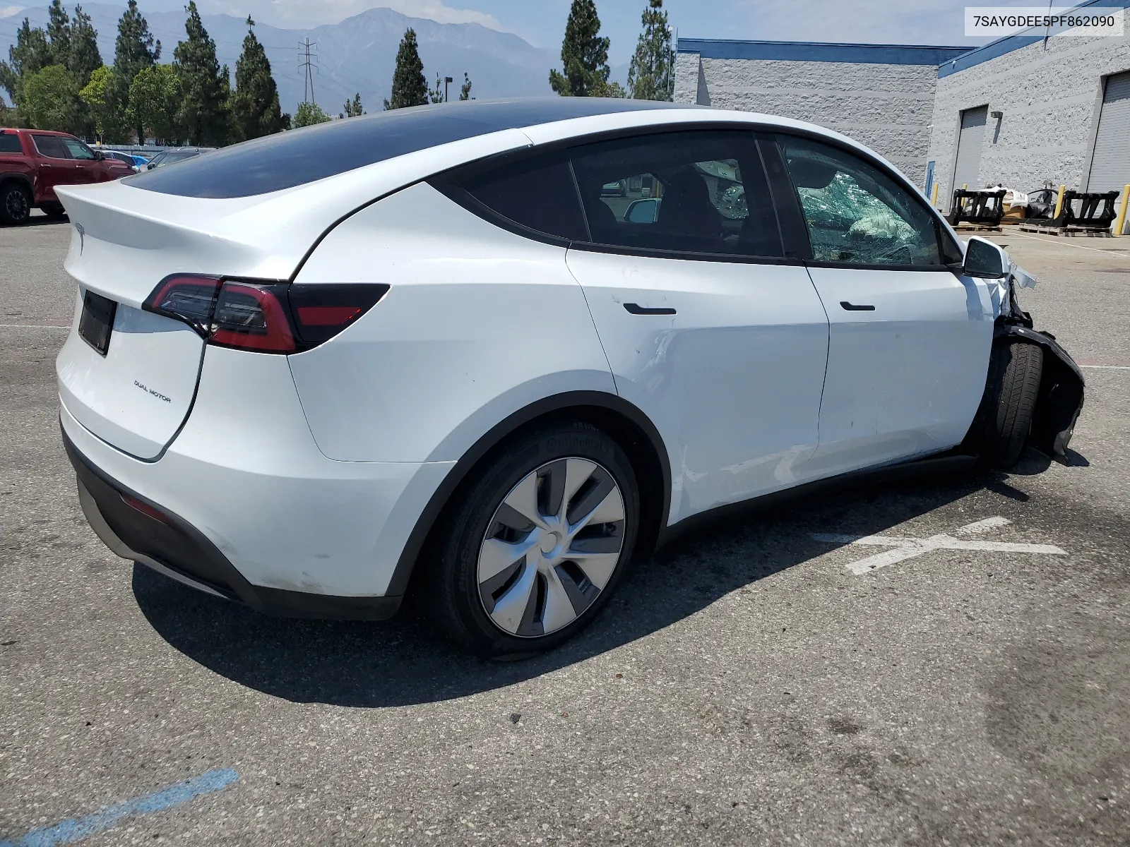 7SAYGDEE5PF862090 2023 Tesla Model Y