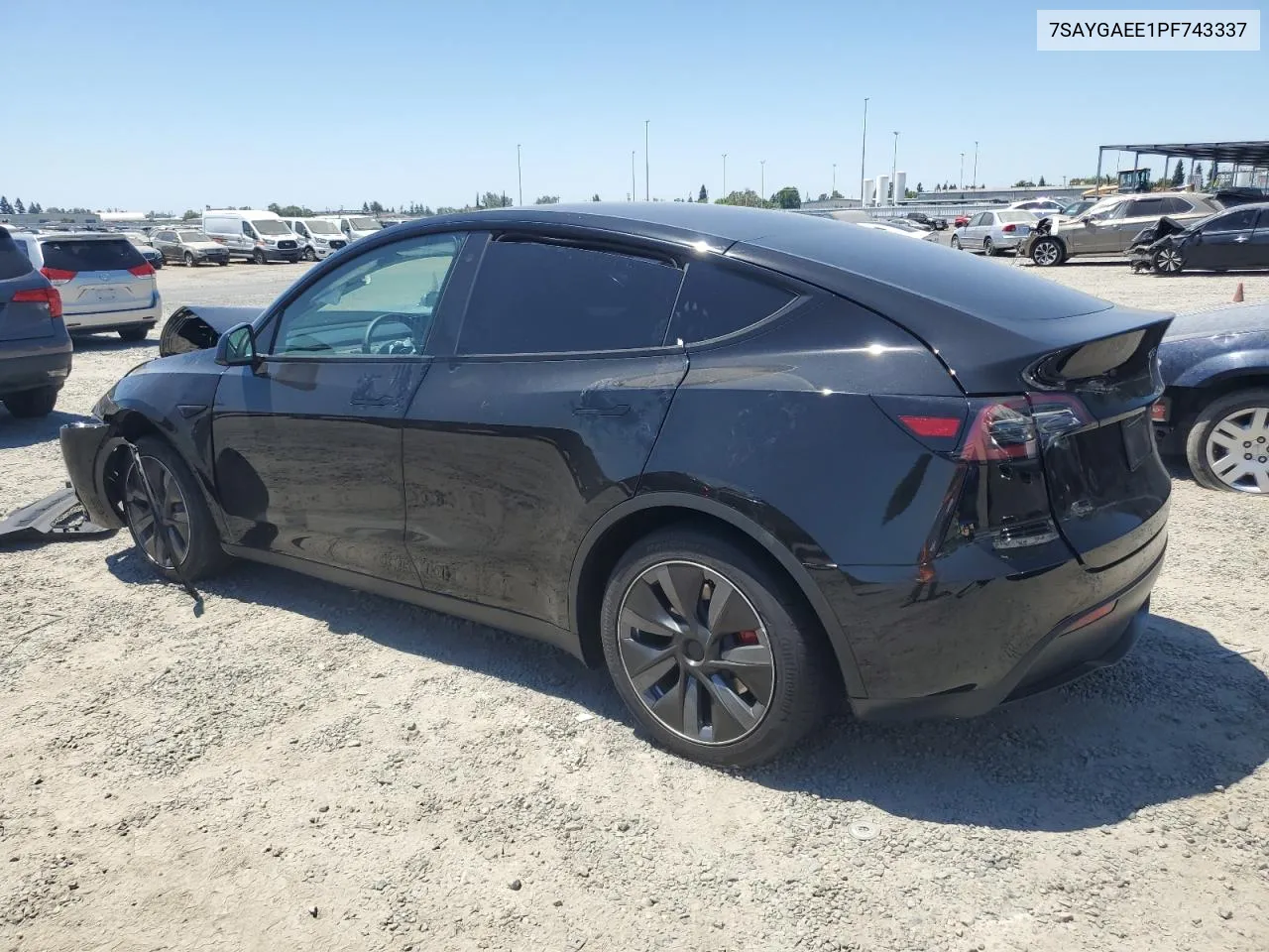 7SAYGAEE1PF743337 2023 Tesla Model Y