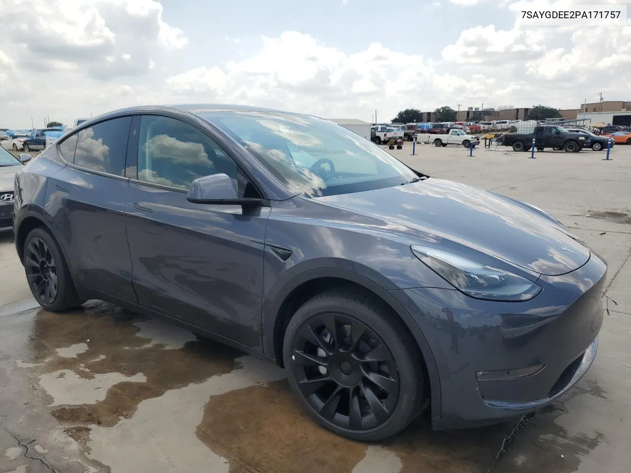 7SAYGDEE2PA171757 2023 Tesla Model Y