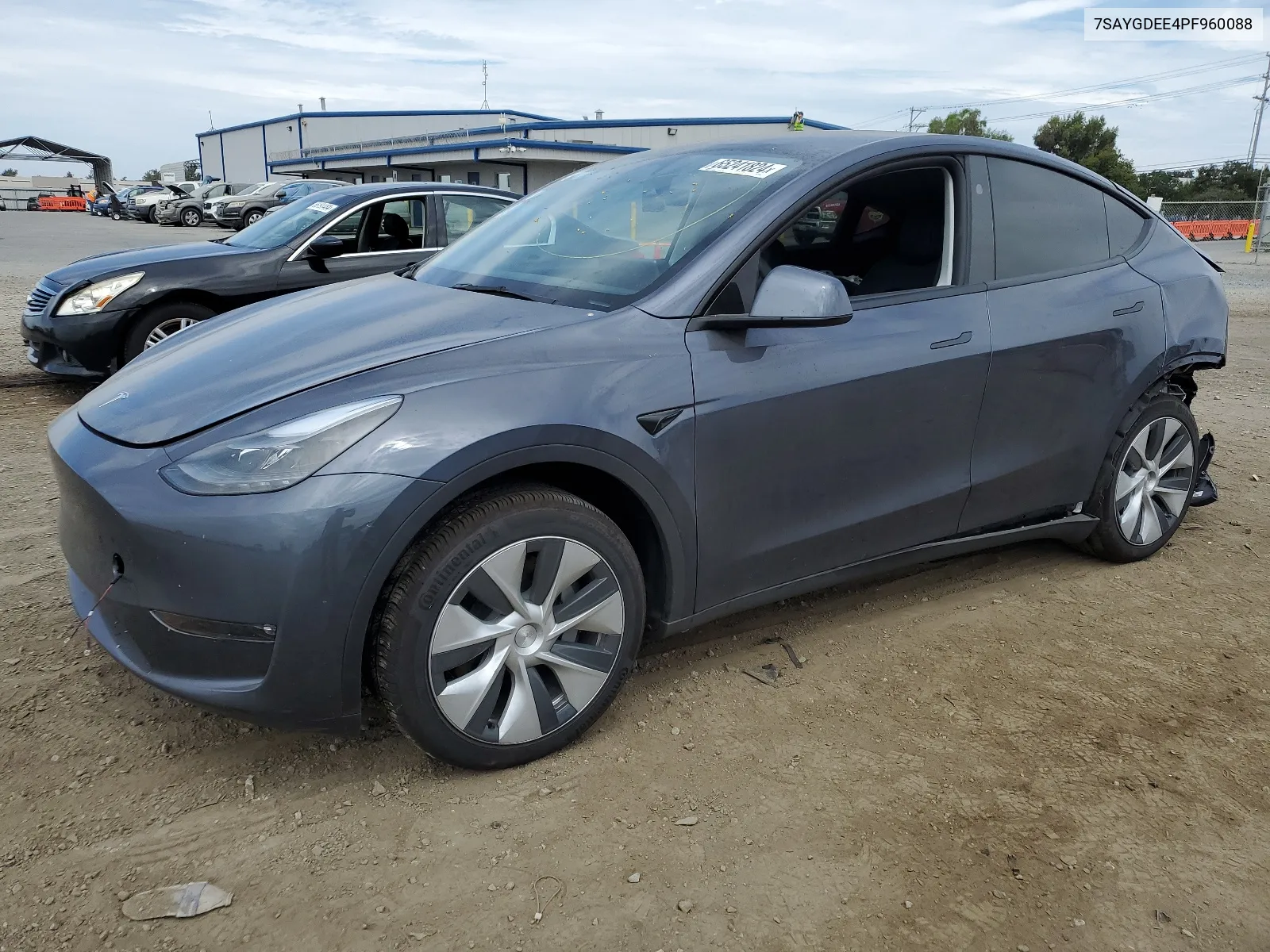 2023 Tesla Model Y VIN: 7SAYGDEE4PF960088 Lot: 65241824