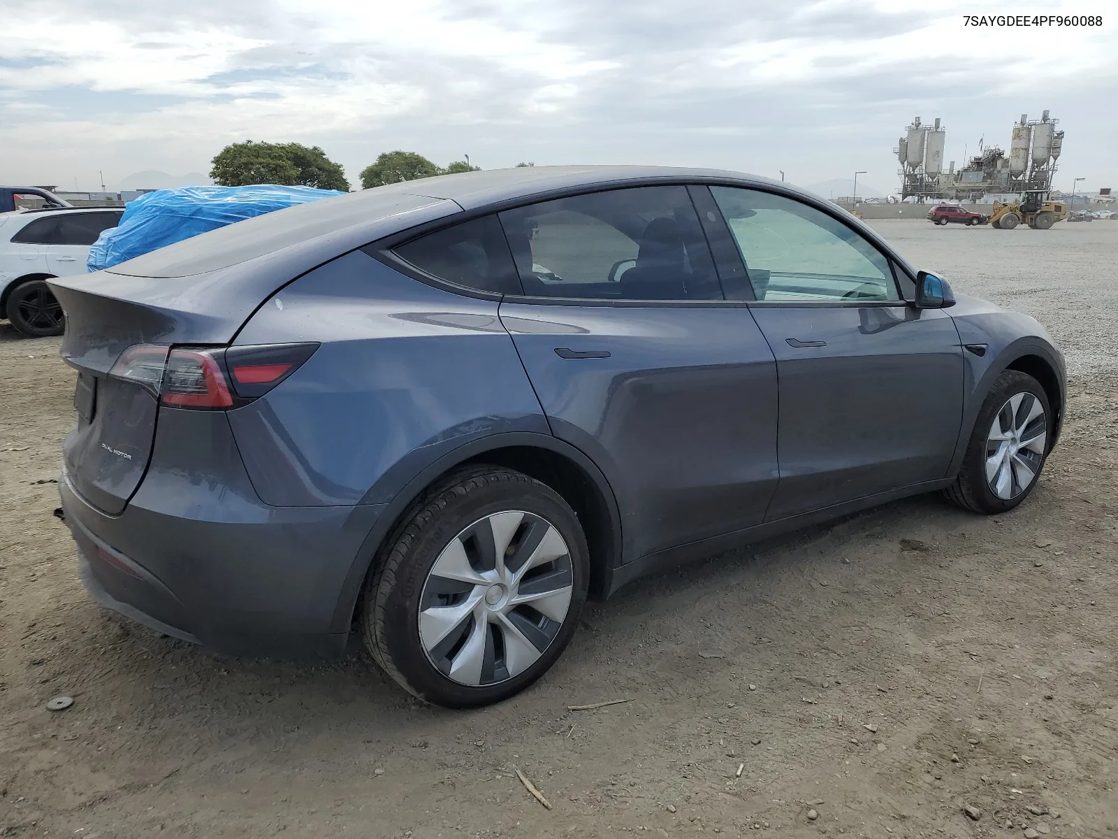 7SAYGDEE4PF960088 2023 Tesla Model Y