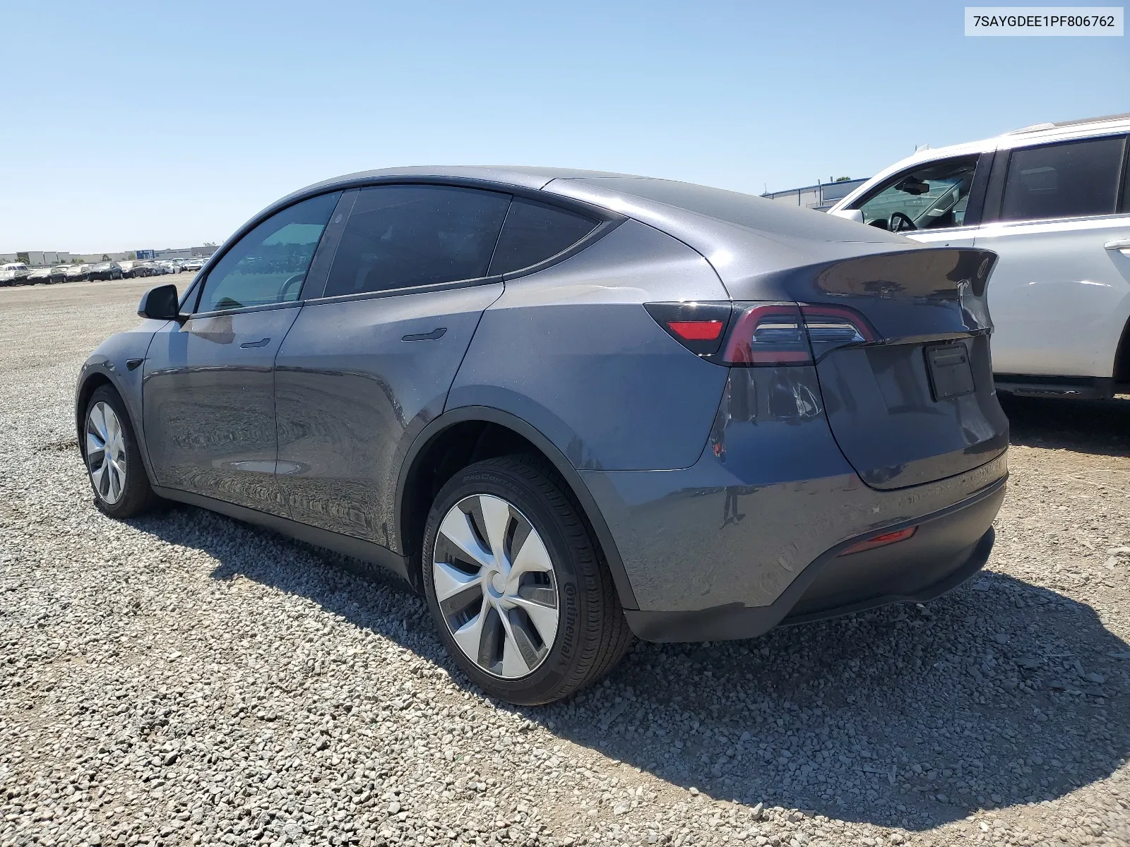 7SAYGDEE1PF806762 2023 Tesla Model Y