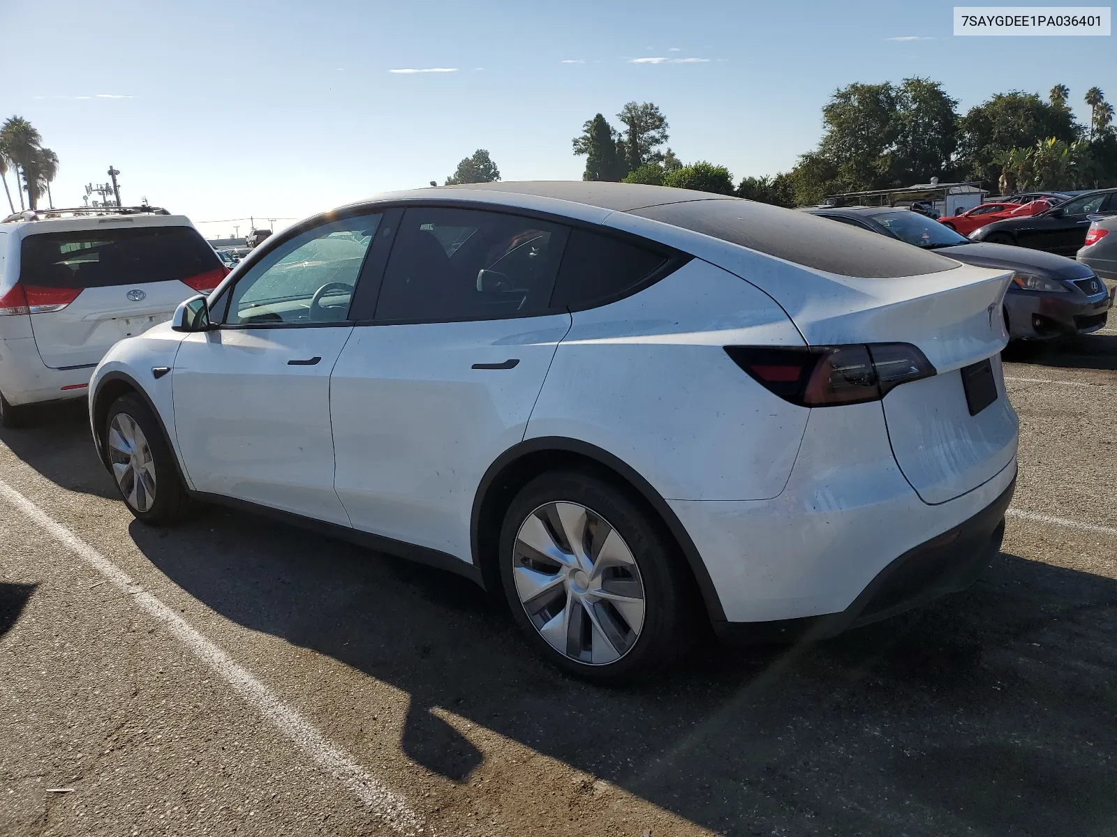 7SAYGDEE1PA036401 2023 Tesla Model Y