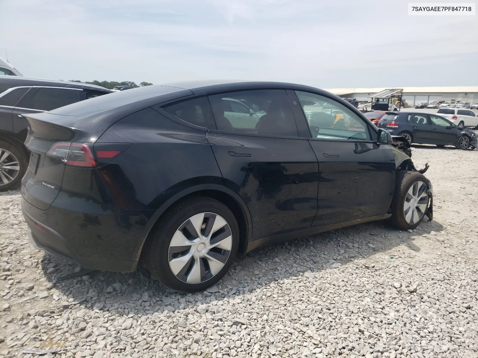 7SAYGAEE7PF847718 2023 Tesla Model Y