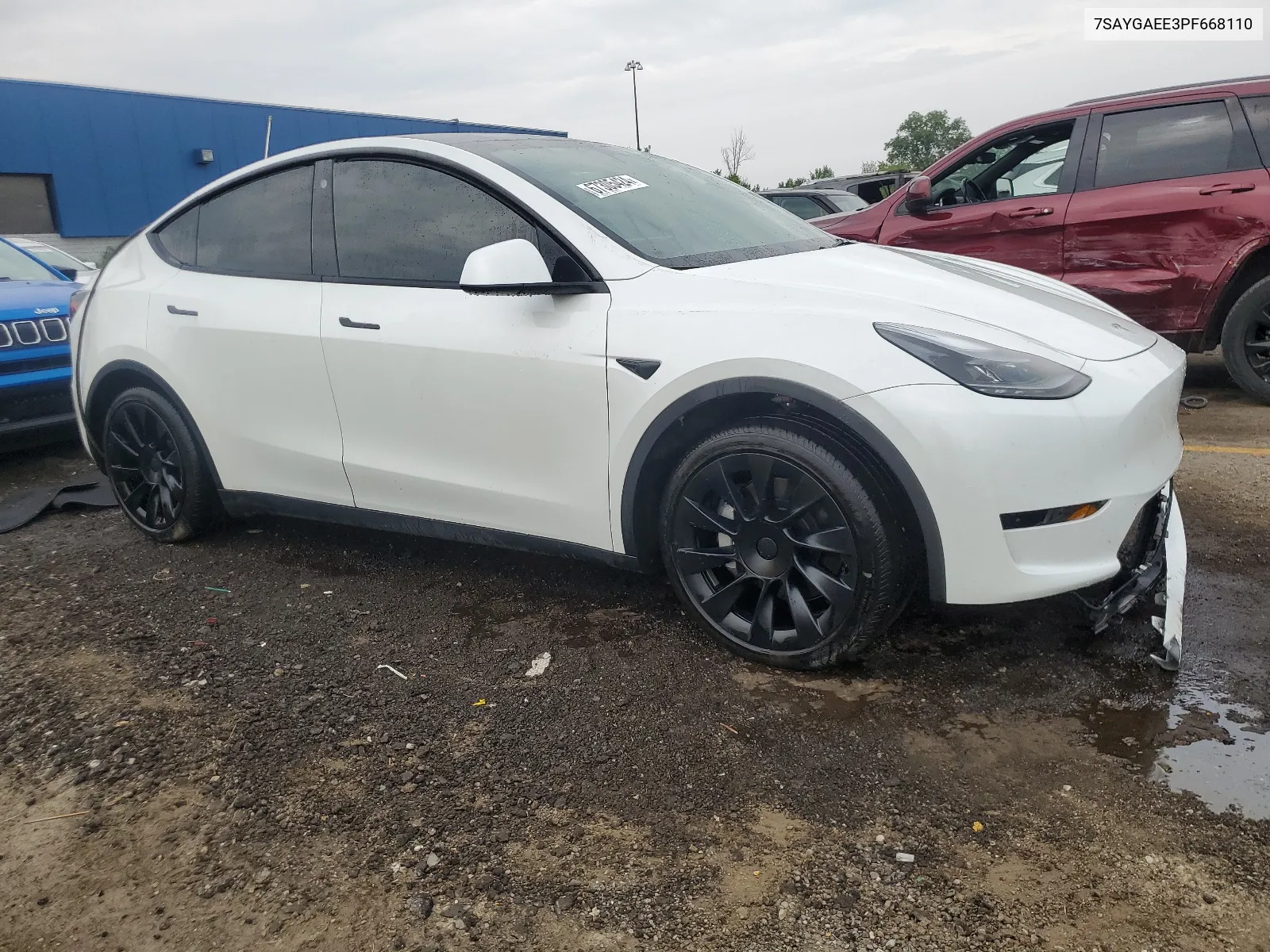 7SAYGAEE3PF668110 2023 Tesla Model Y