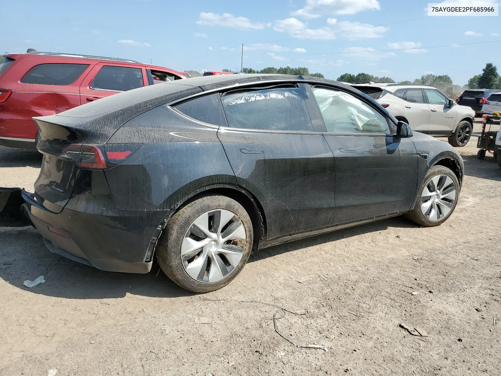 7SAYGDEE2PF685966 2023 Tesla Model Y