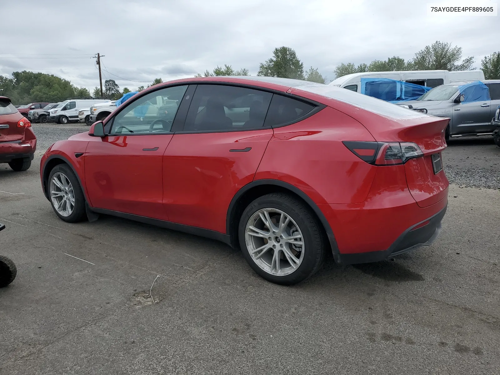 2023 Tesla Model Y VIN: 7SAYGDEE4PF889605 Lot: 68640724