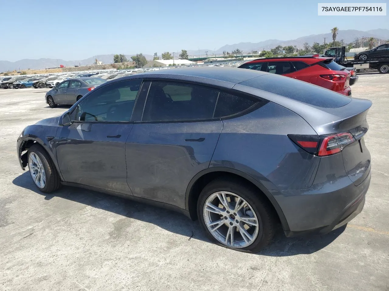 7SAYGAEE7PF754116 2023 Tesla Model Y