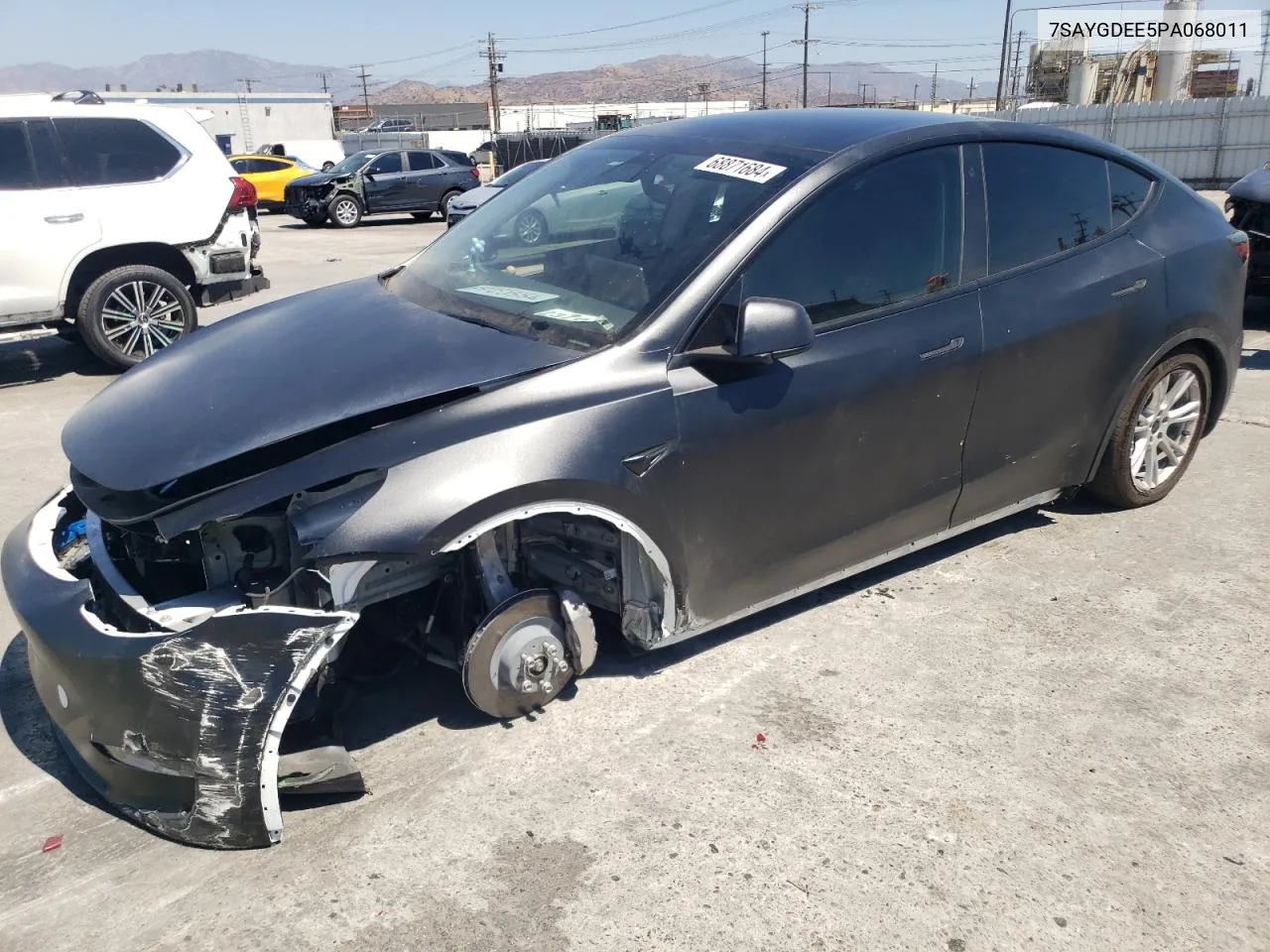 7SAYGDEE5PA068011 2023 Tesla Model Y