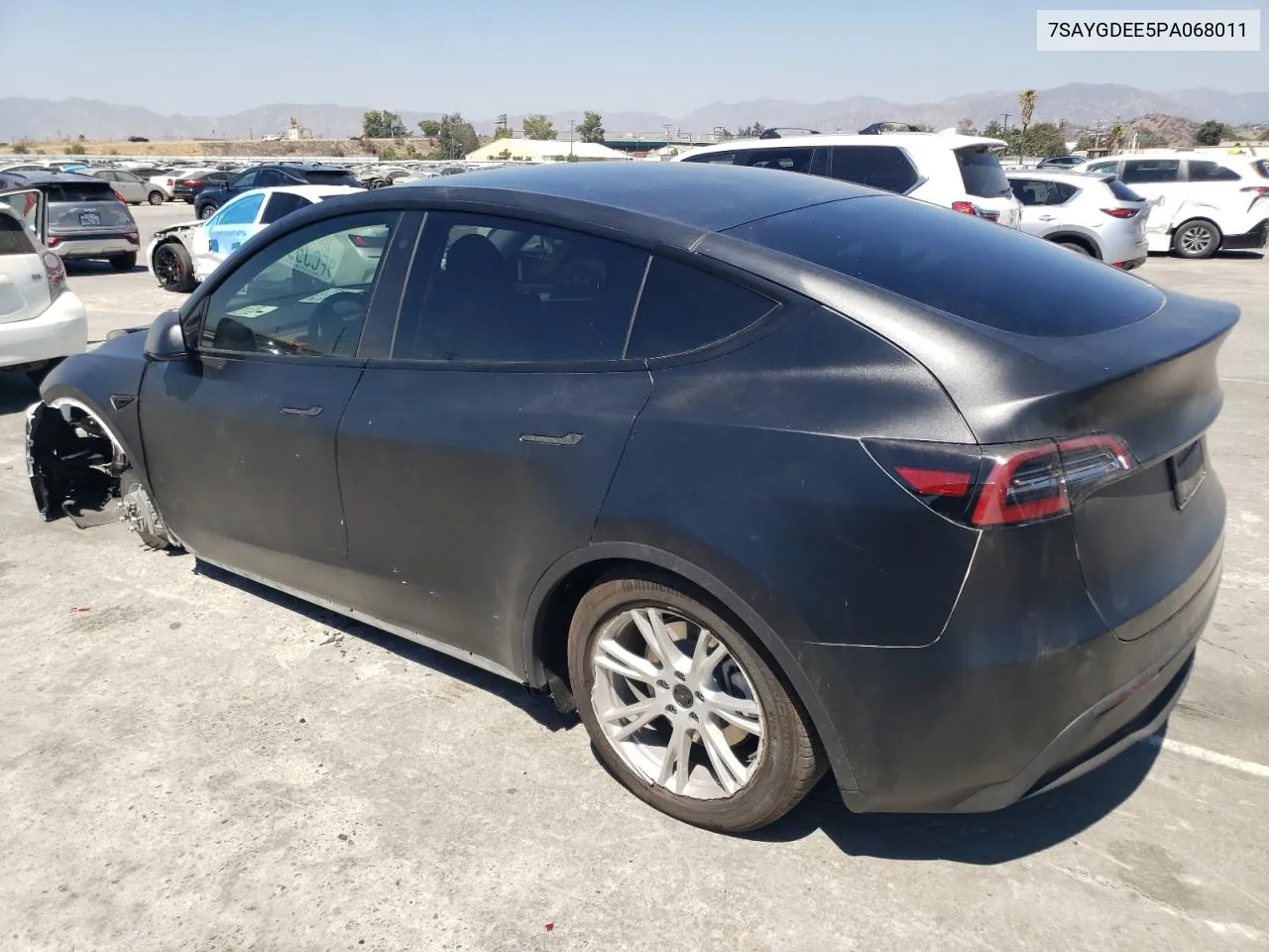 2023 Tesla Model Y VIN: 7SAYGDEE5PA068011 Lot: 68871684