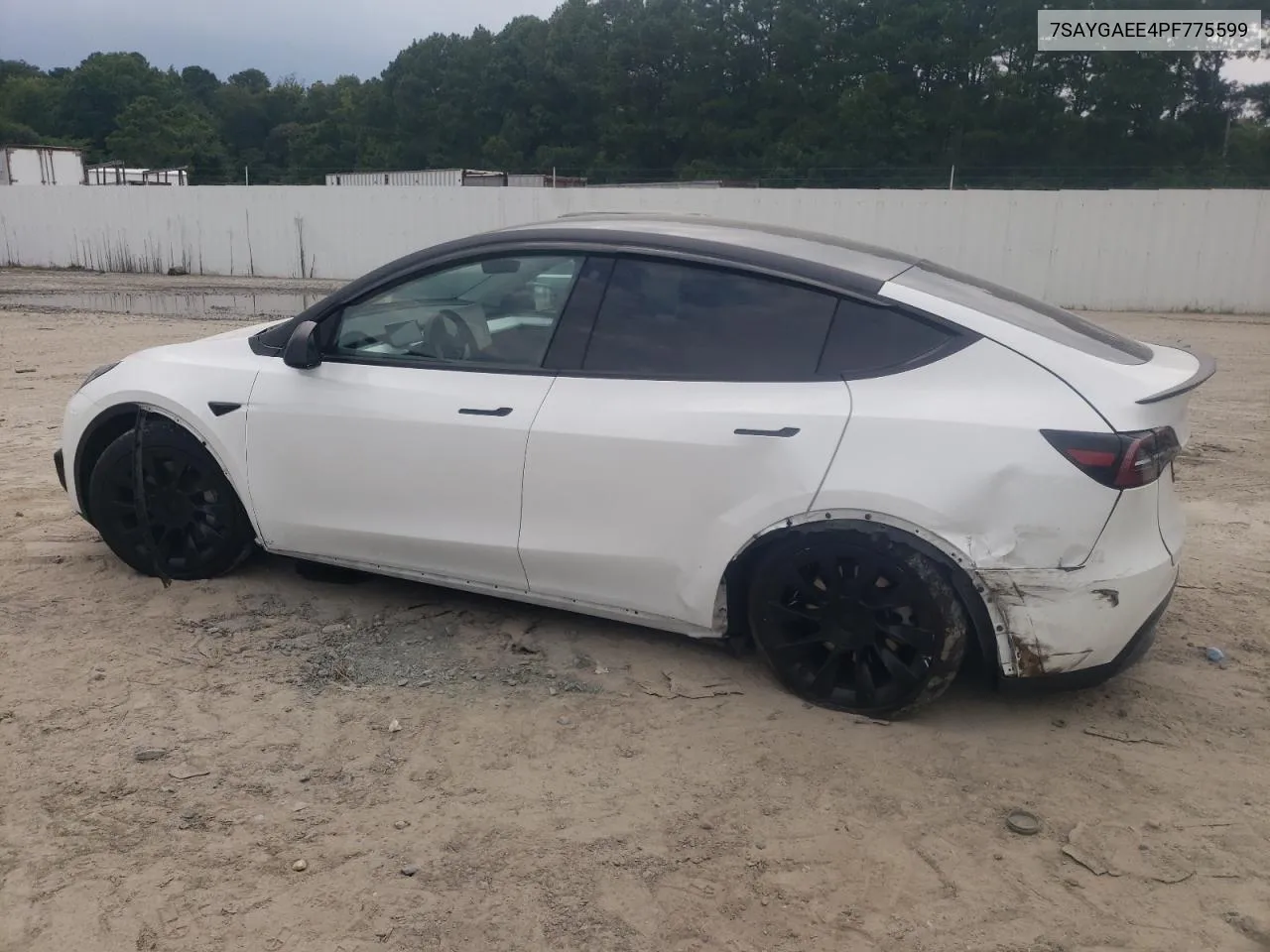 7SAYGAEE4PF775599 2023 Tesla Model Y