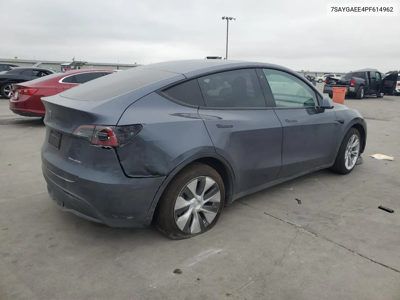 7SAYGAEE4PF614962 2023 Tesla Model Y