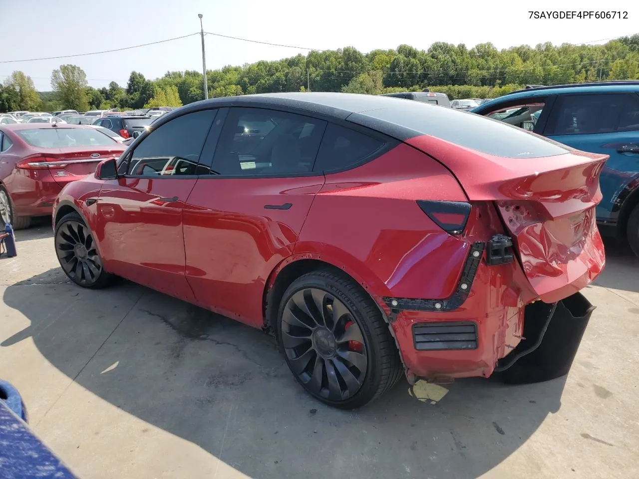 7SAYGDEF4PF606712 2023 Tesla Model Y