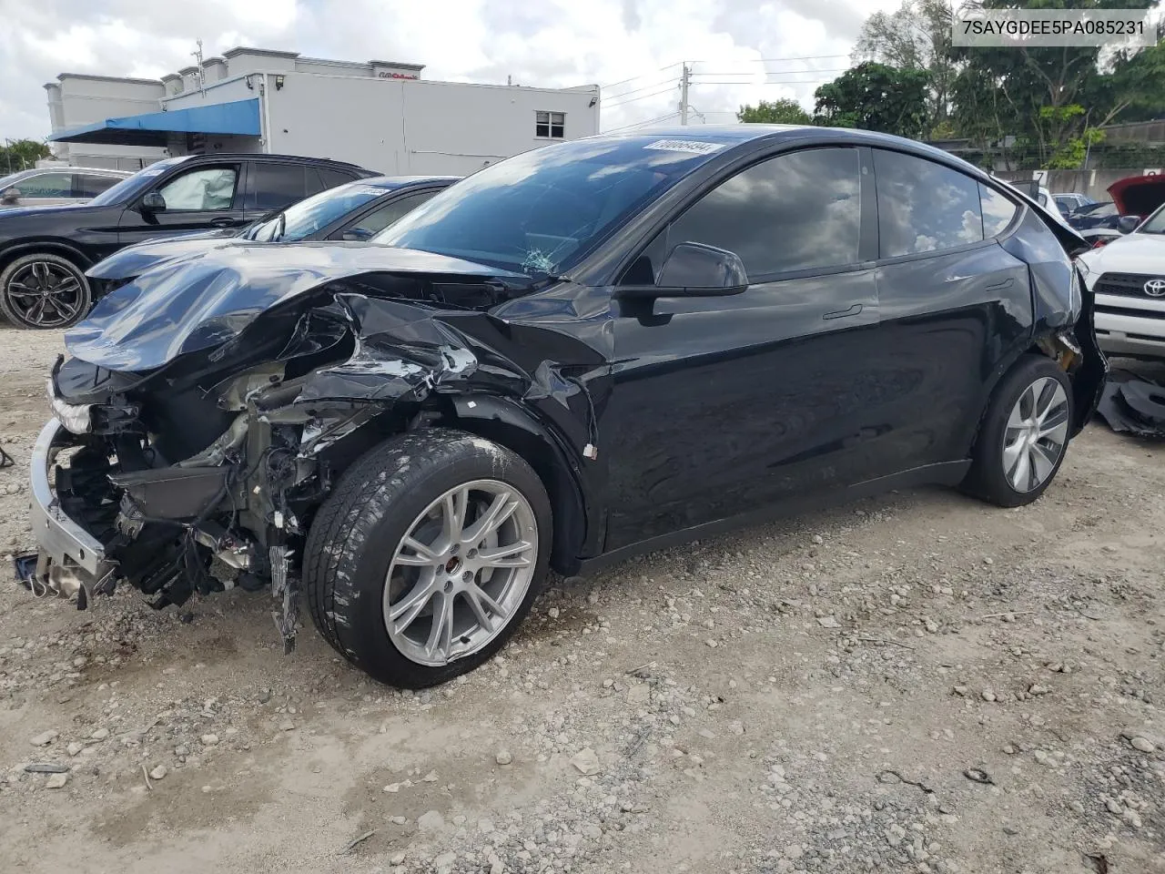 7SAYGDEE5PA085231 2023 Tesla Model Y