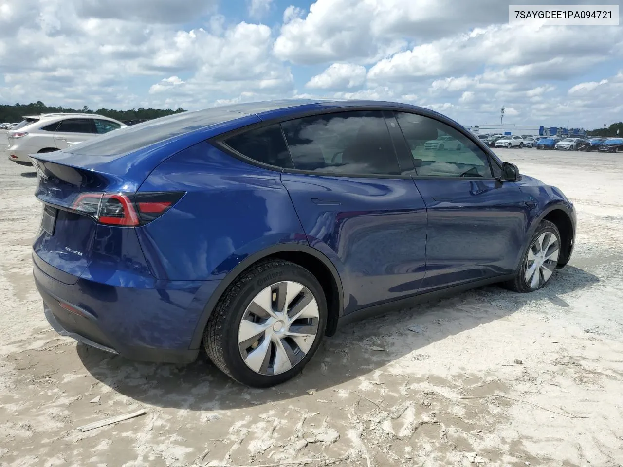 7SAYGDEE1PA094721 2023 Tesla Model Y