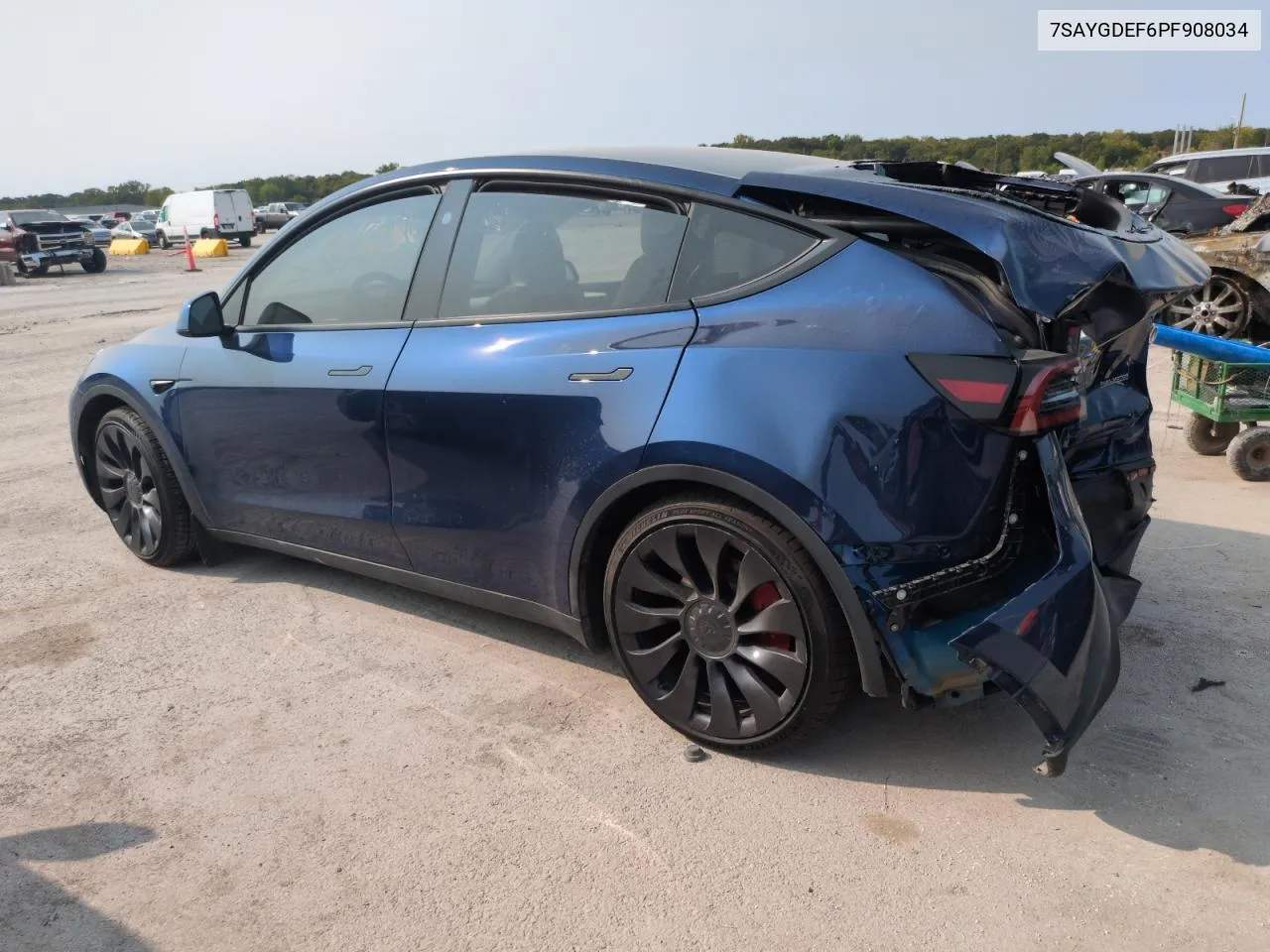 7SAYGDEF6PF908034 2023 Tesla Model Y